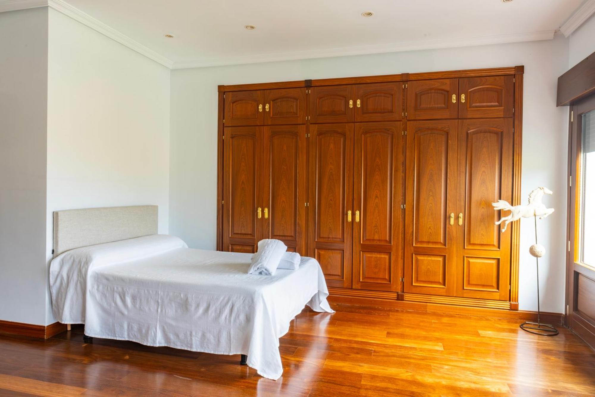 Villa Mansion Con Jacuzzi A 40 Grados, Gran Piscina Y Padel El Tiemblo Exterior foto
